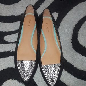 NWT COACH leather flats